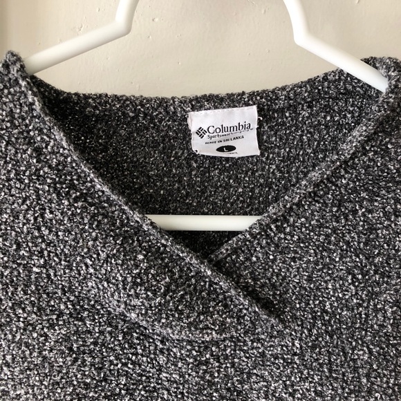 Columbia Dark Grey V-Neck Popcorn Crop Sweater, L - Picture 2 of 3